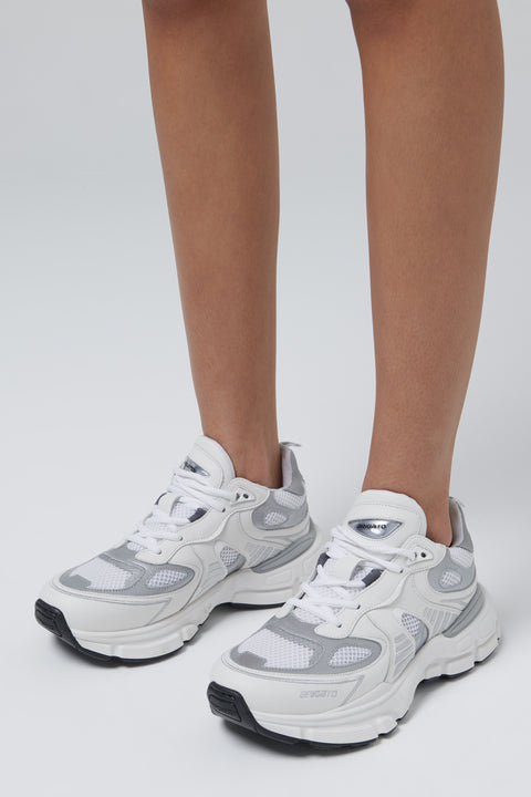 White Sphere Runner
