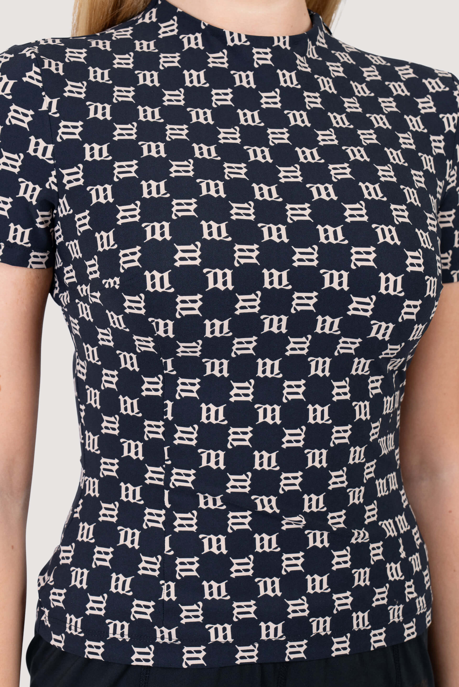 MISBHV Lycra Monogram T-Shirt Women Shortsleeves Brown in Size:XS