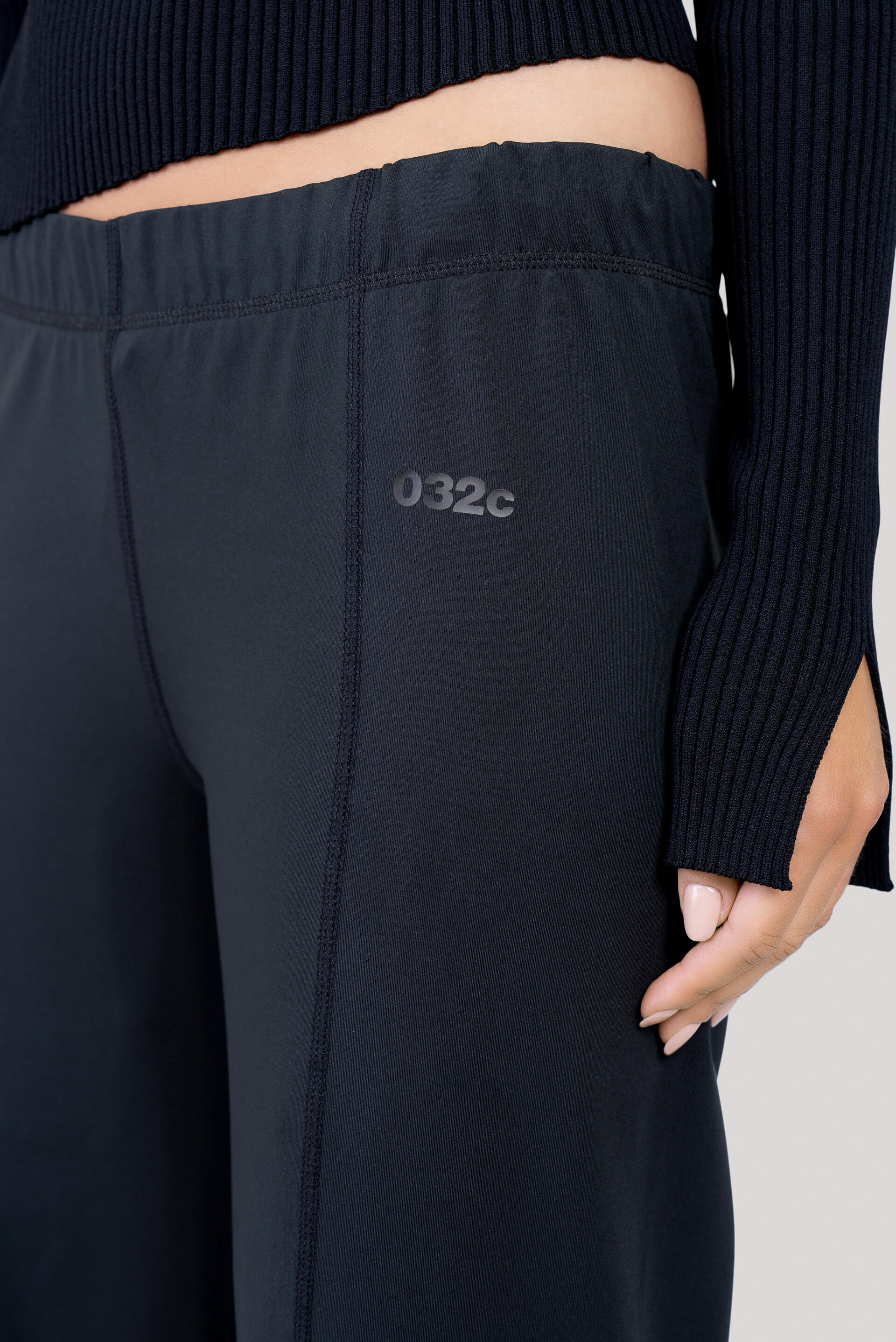 032c Low-rais Loose Fitted Jersey Pants - Fabric of Society