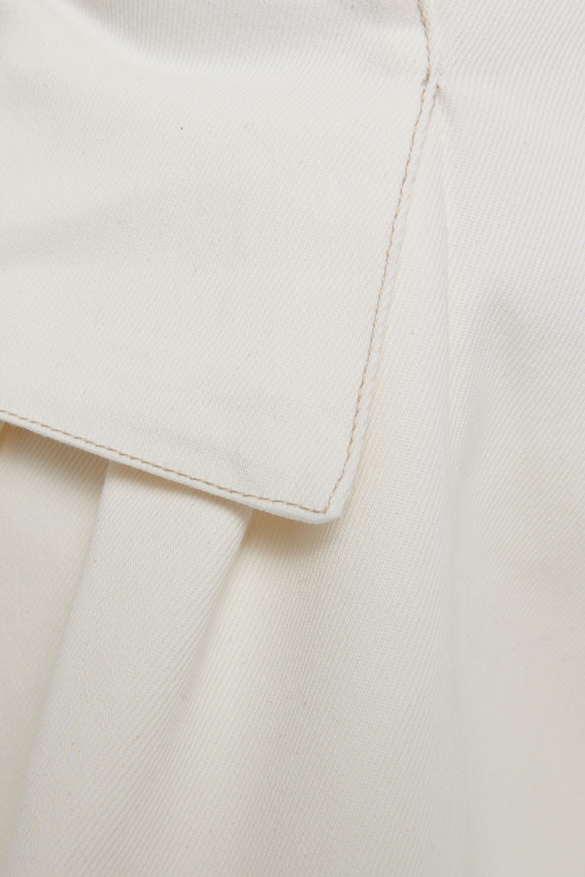 破格です‼︎】HEVE Prima Peplum JK white HEVE ヘイヴ (@heve.jp