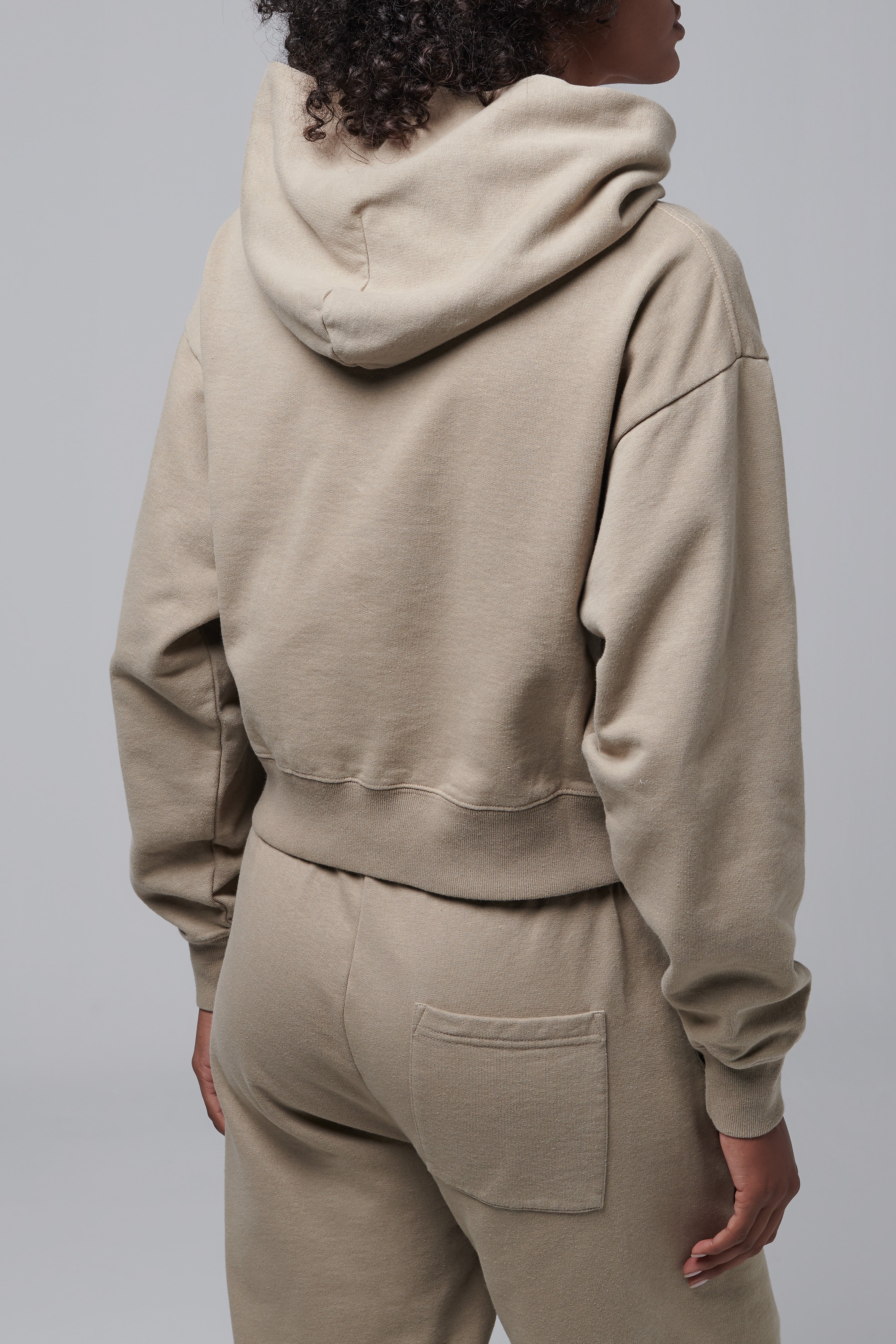 Sporty & Rich Brown Vendome Script Embroidered Cropped Hoodie