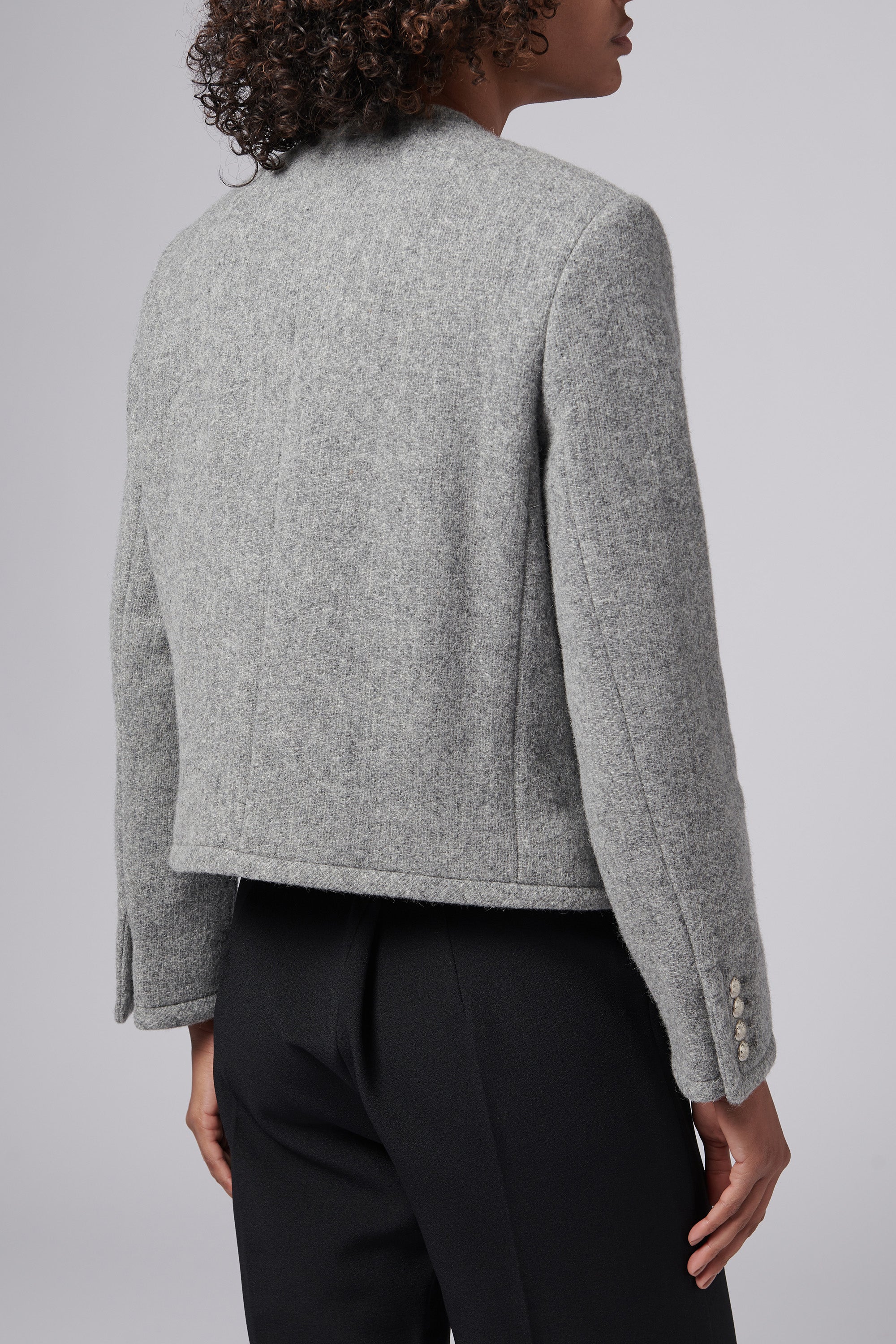 【新品未使用】Louise Classic Tweed Jacket Tweed single-breasted jacket with textured edging and large