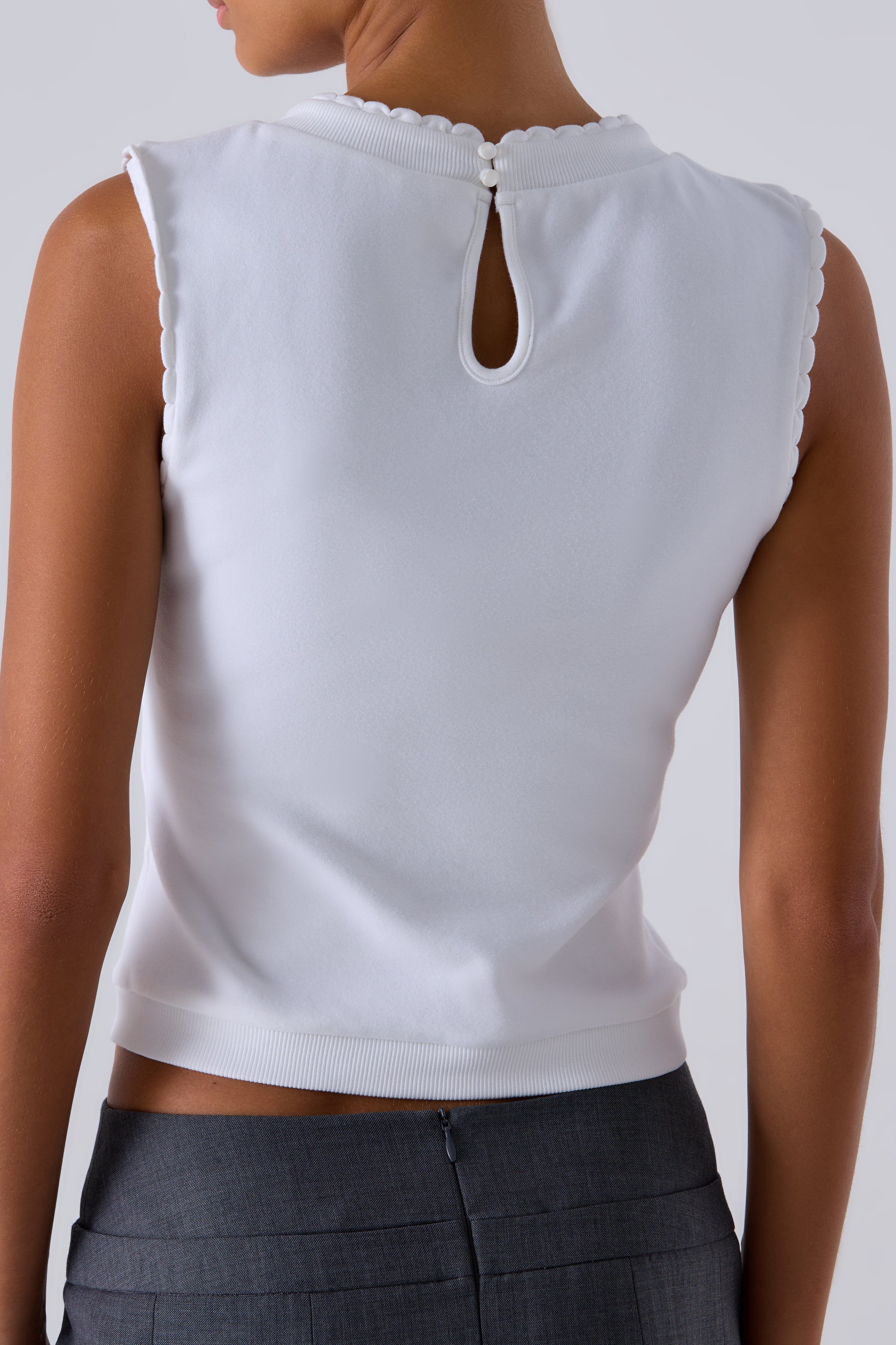 SHUSHU/TONG シュシュトング　白　Tシャツ　半袖　トップス　8 リボン SHUSHU/TONG リボンディテール Tシャツ | ホワイト | FARFETCH JP