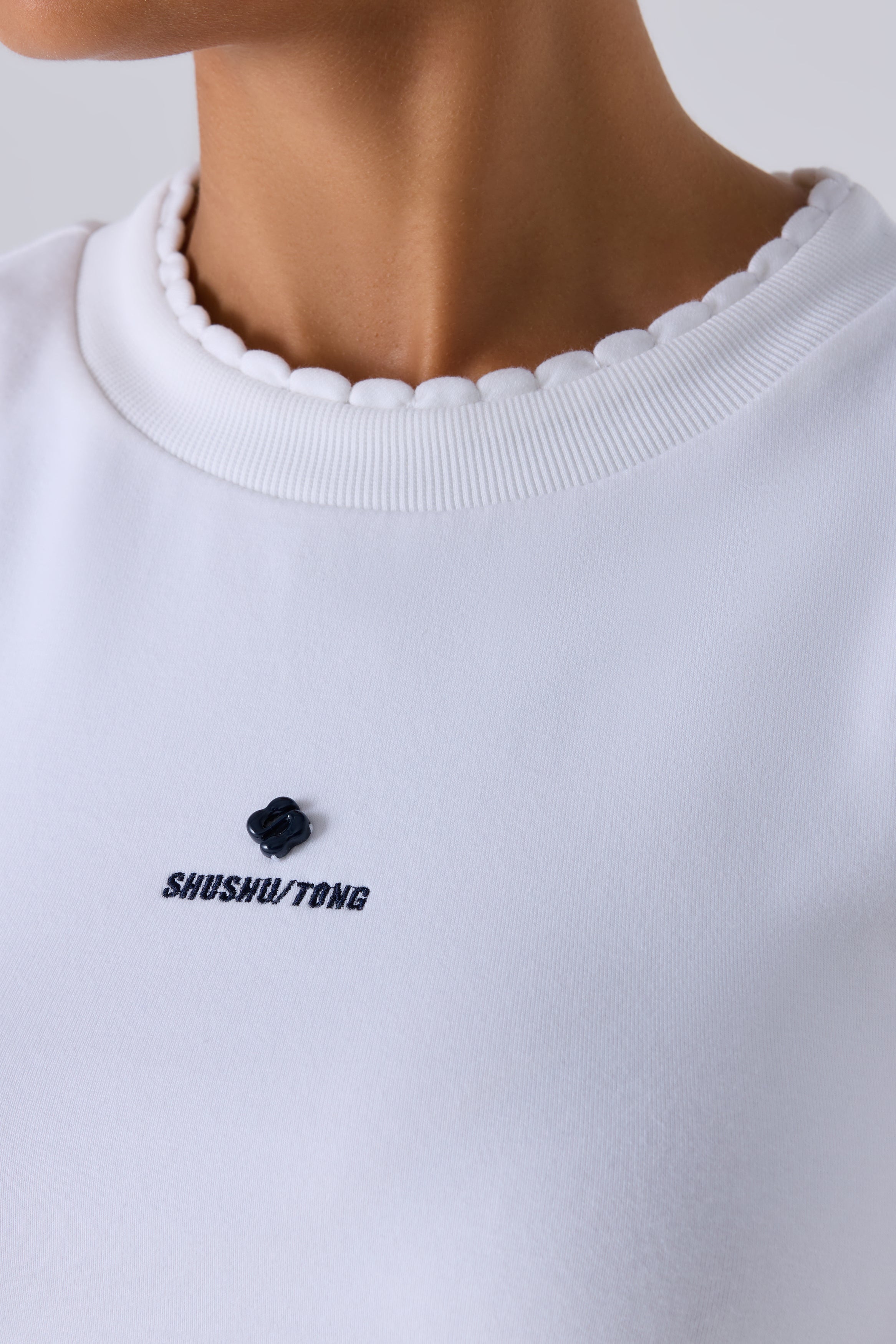 Shushu/Tong White Lace Sleeveless T-Shirt