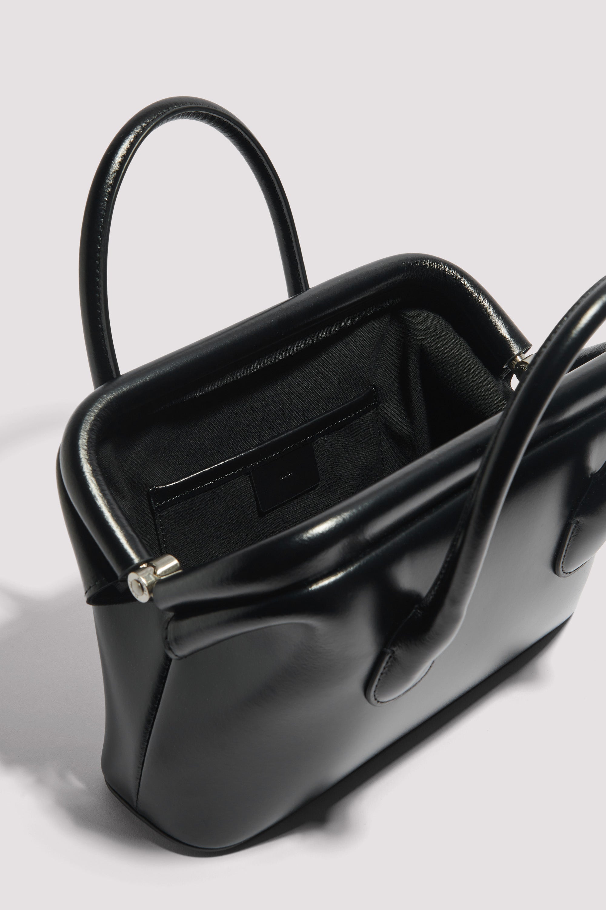 Osoi Black Boat Brot Tote