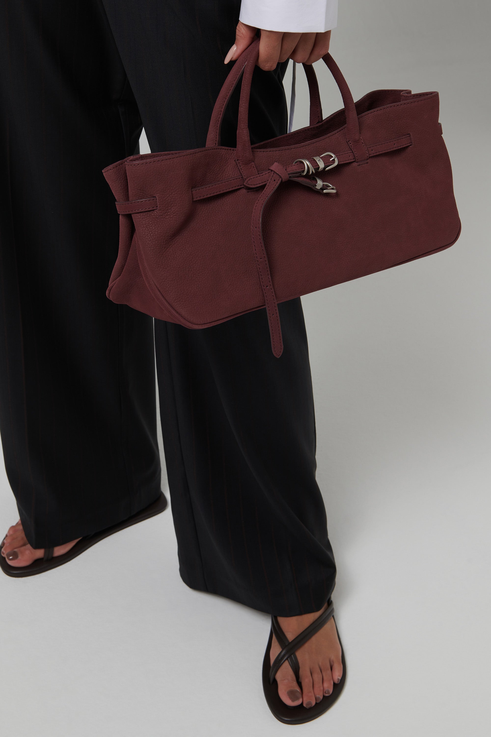 韓国★MARGE SHERWOOD★GRANDMA USED LARGE BAG★トートバッグ Marge Sherwood Burgundy Grandma Used Bag - Fabric of Society