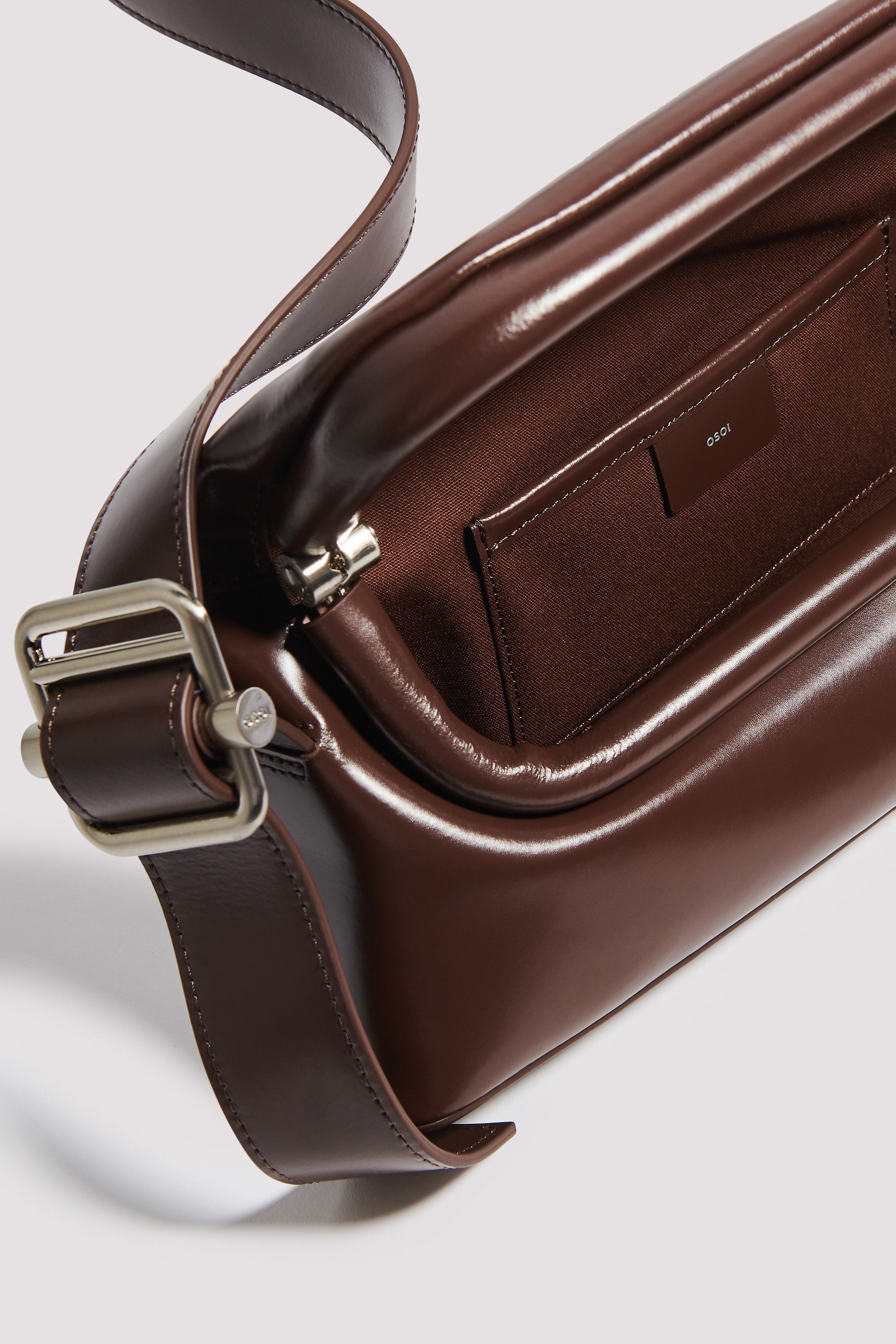 Osoi Brown Folder Brot Shoulder Bag
