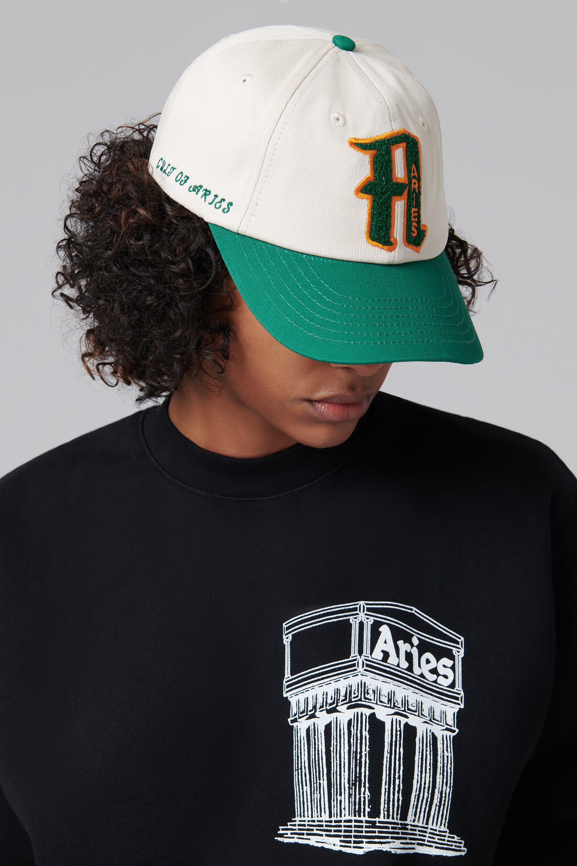 ARIES キャップ Horoscope Aries Snapback - Red | CAPICHE CAPS