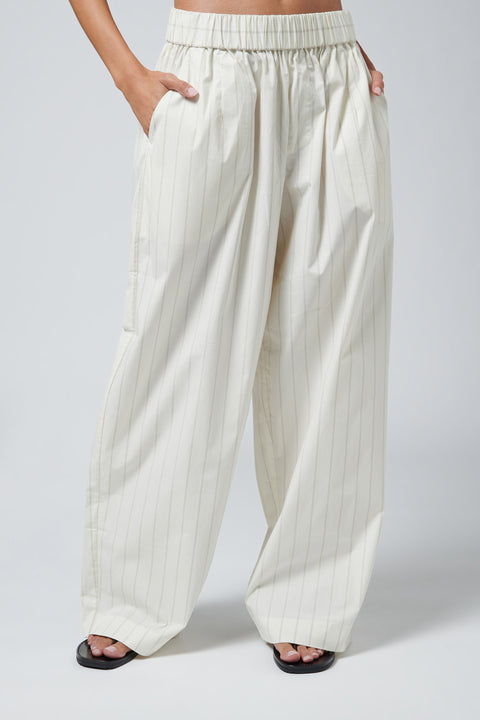 White Everyday Relaxed Pant