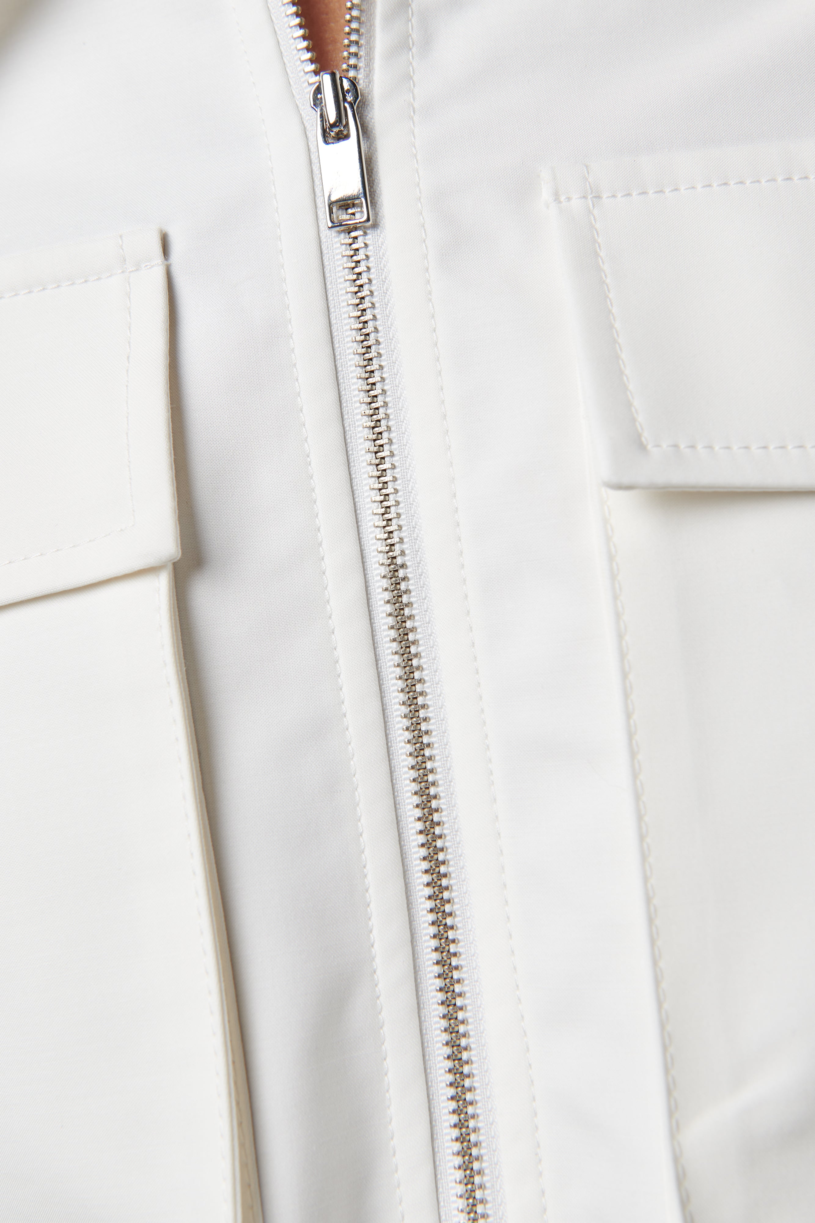 【新品タグ付き】SHORT ZIPPER SHIRT/WHITE WULSU14WHIS24MSH10624_FR_grand