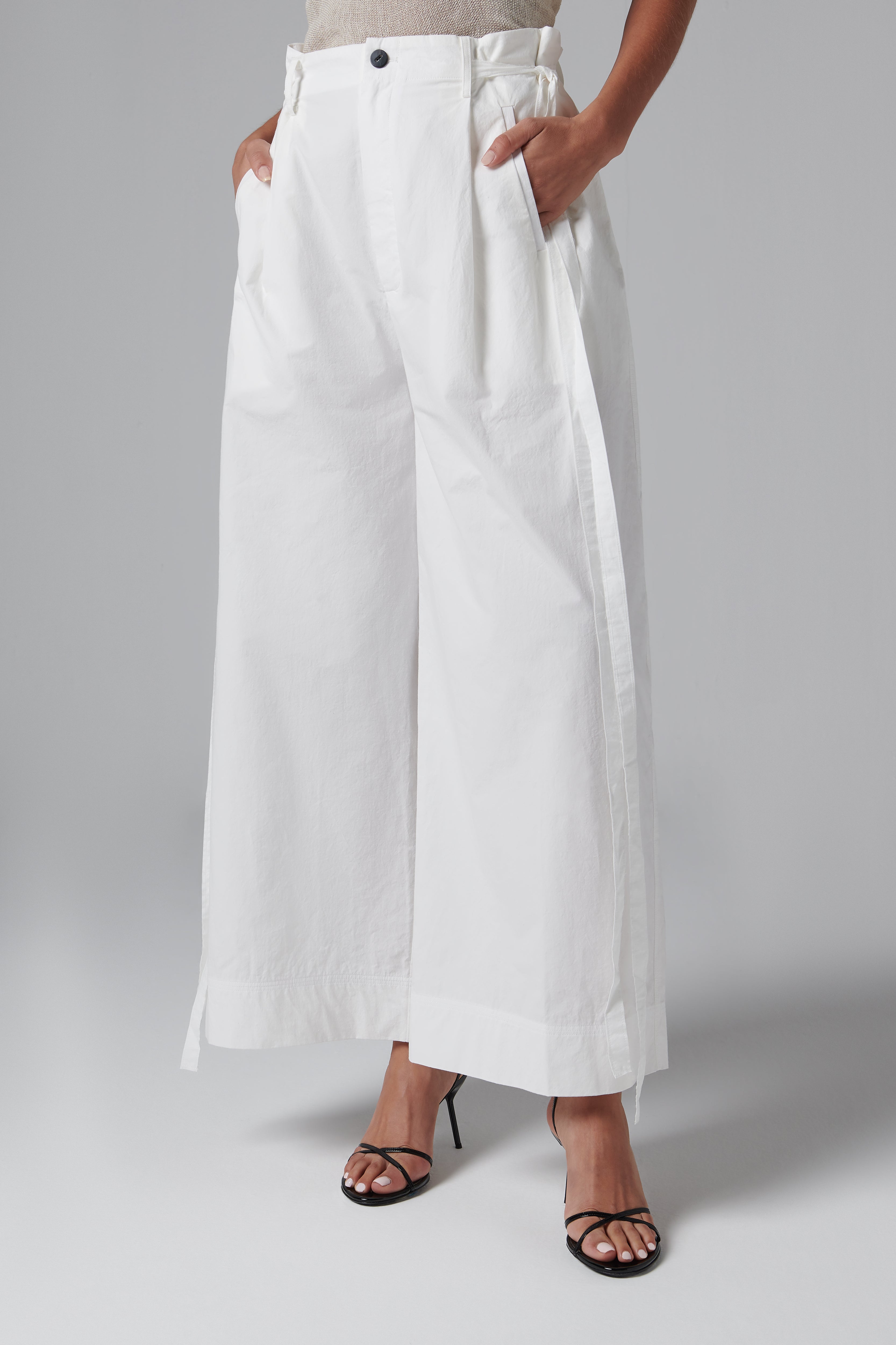 ボトムスその他 THE GARMENT White cotton palazzo trousers Subtle Le Nguyen White Knotted Palazzo Pants - Fabric of Society