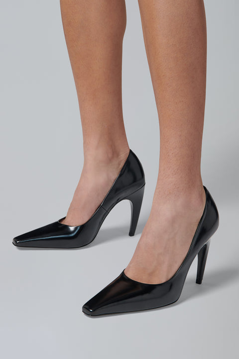 Black Fame 105 Pump
