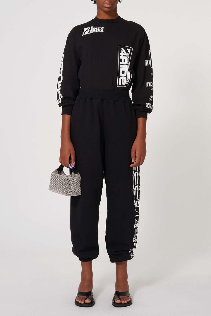 パンツ・ボトムスその他 ARIES Column Sweatpants Black FTAR30001BLK FTAR30001BLKFW22 Aries Column Logo Printed Sweatpants - Fabric of Society